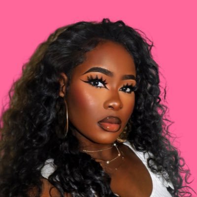 New twitter again 😅 PISCES♓️ IG: Runwaymia ✨Fashion designer 🧵🪡 NICKI FOLLOWS 💓