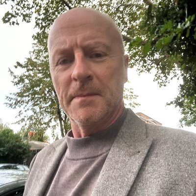Presenter on Solar Radio 'Soul Life' Fridays 3-6pm BST/GMT... & 3rd Sundays for Gospel Sunrise. (In my other life I’m a Baptist church minister @PastorRichCBC)