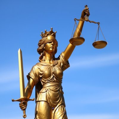 ElAbgReformista's profile picture. Donde la ley se queda corta, el reformismo abre el camino.