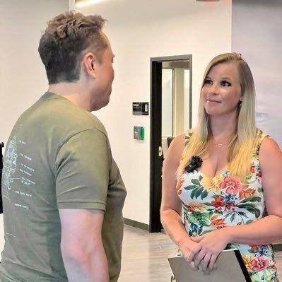 SOCIAL MEDIA ASSISTANT TO ELON MUSK. I support the visionary mind behind Tesla and SpaceX. My role involves coordinating and ensuring seamless communication....