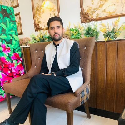 SyedHakan's profile picture. شاہِ مرداں شیرِ یزداں قوّتِ پروردگار
لا فتیٰ اِلاّ عـلیؑ لا سـیف اِلاّ ذوالفقار️
٣١٣ ⚔️☝️(کشمیر 🍁)

😘😘(تحریک انصاف)Hope @ImranKhanPTI #PTIFamily
Cricketer