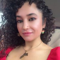R🌞j (@pirtukekurdi) Twitter profile photo