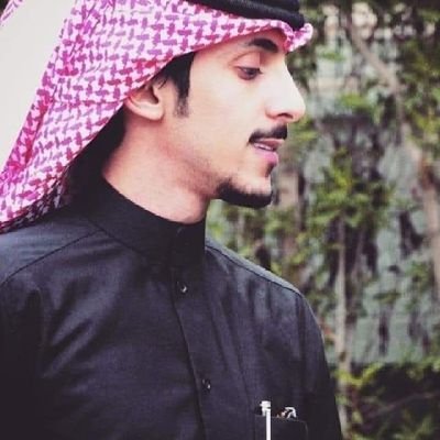 اللي يبي فرقاك وسع له الباب
عساه في دربٍ يودي ولا يجيب .