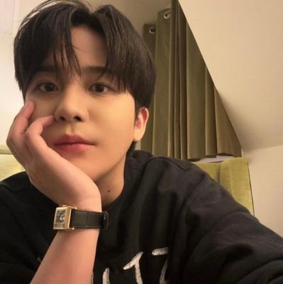Multifandom de coração e olheiras
💜 Atiny • EXO-L • Baby Carat
🐻 Jongho é meu conforto em forma de vocal
📺 Doramas, surtos e um pouco de paz (às vezes)
