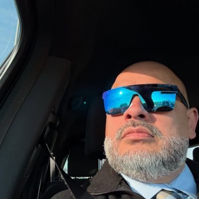 “Successful entrepreneur in finance, love to travel for both work and leisure.”