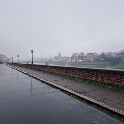 mosaferjahannn's profile picture. بسیار انسان‌گریز