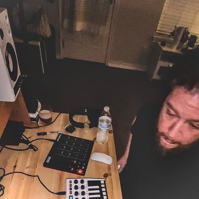 Assistant Programming of @sportsanimal 📻 Executive producer of @okcthunder radio network | Lofi Beat Maker | OKC | Little Rock | Fort Smith