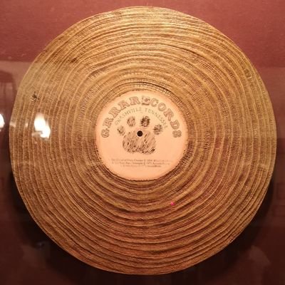 chewbacca758's profile picture. スターウォーズセレブレーションジャパンで友達１００人増やしたいです。色んなデザインやってます。