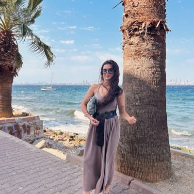 iremsssevim's profile picture. •Game Developer•