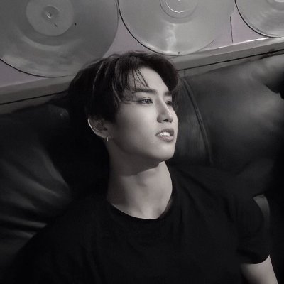 — 27 | she/they | isfp-t | han biased est. 2018 | chronic reposter