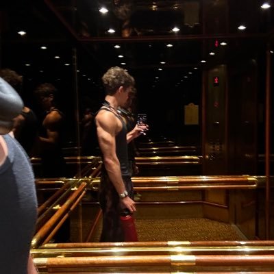 DanielDRidley's profile picture. random side quests