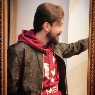 Traveller, Photographer, NFT Creator, Small Collector, Freelancer. Artist @objkt &
https://t.co/sbqXiISOaC