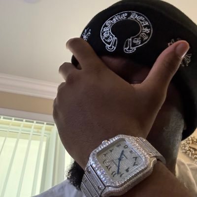 ImStillSlime's profile picture. havinshitt 💰