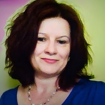 FloricaSau47950's profile picture. Don't be afraid to start over .This time you're not starting from https://t.co/M56u85kvw9 're starting from experience.