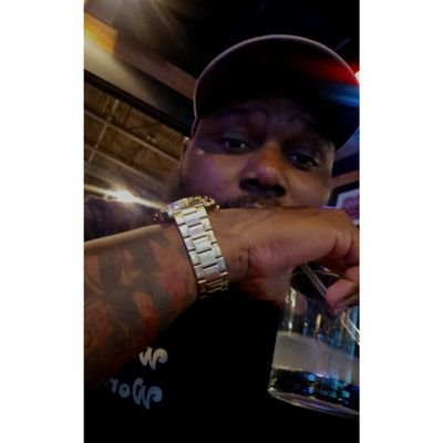 Head Enforcer of The Guys......im just a young player hustlin tryna make a dollar out of whateva is already in my pocket... #ATM #TheGuys #JuiceCrew