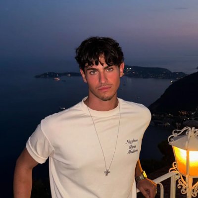 Archie_Charlie1's profile picture. Verified Voice 📢 | Lifestyle & Trends 🌍
Viral takes daily 💥 | DM for Ads & Collabs ✉️ Growth Hub helping X accounts grow fast