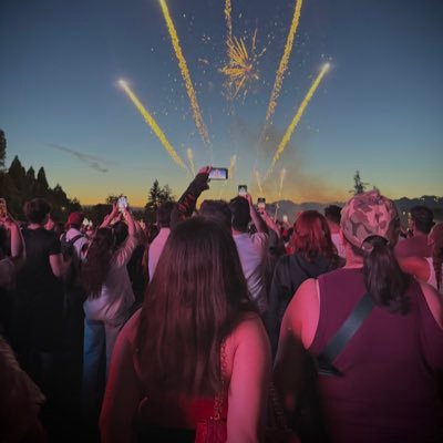 Kxth143600Kxth's profile picture. help me get reunited with my service dog