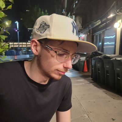 SSBM Coach and high level Sheik player based in The Bronx
https://t.co/nNSvlLk24Y
https://t.co/yOlsemAzOB
https://t.co/9tFyKlzznK