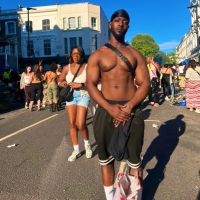 Handsome ass nigga with a terrible social media footprint ✌🏾