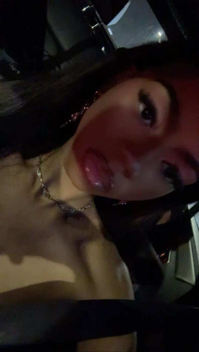 This is just my spam page... Go ahead and check out my main page @Sweet_Lillyxo
