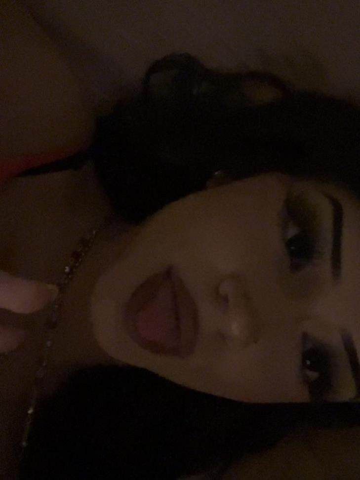 Domana_Popoca's profile picture. This is simply a side page... Kindly follow my primary account @Sweet_Lillyxo