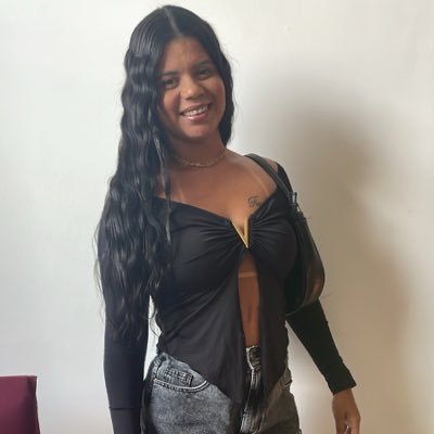 Manu&Malu minha vida 👩👧👧
Ainda que a minha mente e o meu corpo enfraqueçam, Deus é a minha força, ele é tudo o que sempre preciso.🙌❤