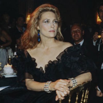 butitstrew's profile picture. live laugh love Dunaway, Crawford, Redford & Newman | https://t.co/d6IDnwlxUO | official network (1976) stan account