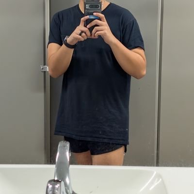 28 He/Him
My horny page for all types of fetish and kinks. Probably #caged
Message me. 😈🐷
ENG/FR