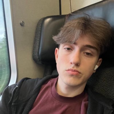 sxngreee's profile picture. Supporting Liverpool is my only personality trait