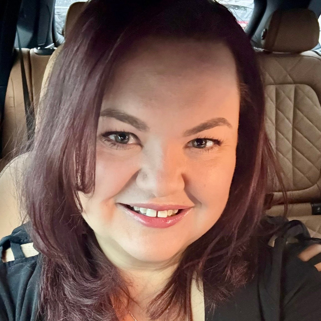 Em_Story86's profile picture. 