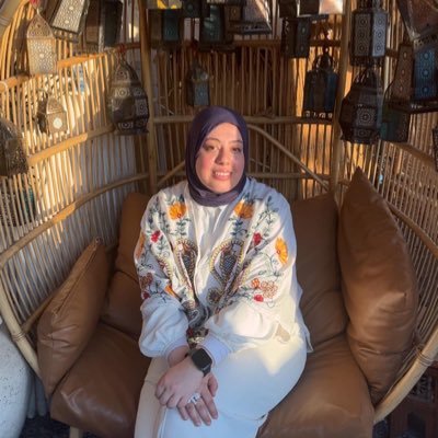 Recruiter, dreamer, passionate, Ambitious, coffee addict, space admirer ✨🌏