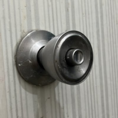 supermabur's profile picture. 