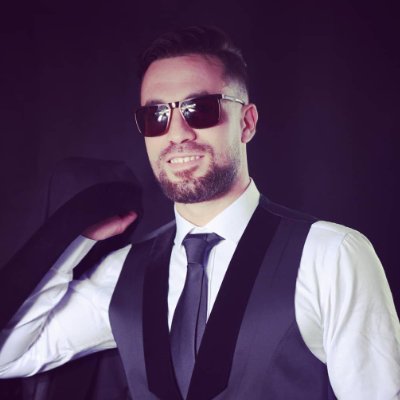 Founder of https://t.co/05ij4lYEbT | AI-powered sales intelligence innovator | Entrepreneur & proud dad | Transforming how the world sells 🚀