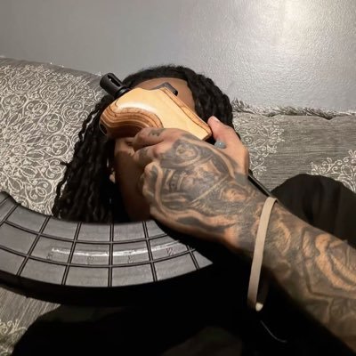 notrelattable's profile picture. man of the year @j462x