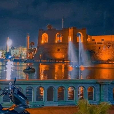 NuoriSalih76657's profile picture. 