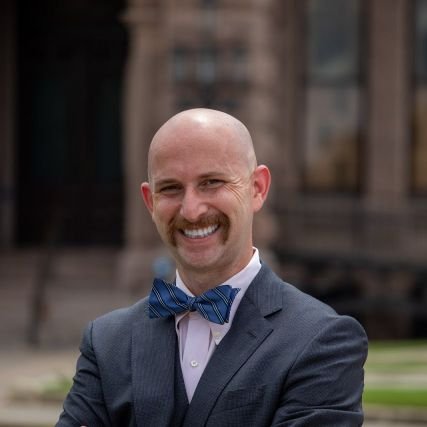 Daniel's a longtime Central Texan, a Christian & conservative, dedicated to reducing the power of the federal government in our lives. Running for CD-21