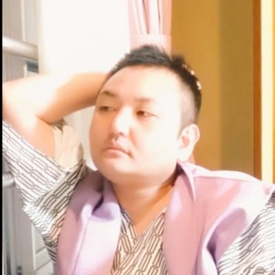 今日も貴方とスケベな夢を♥
好きな言葉は『立ちバック』。好きなプレイは『立ちバック』。
気軽にDMして欲しいな( ◜‿◝ )♡
恋愛やSEXについて思った事を呟いています。
もうひとつのアカウント→@yoshikun3165