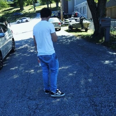 2spentt's profile picture. ion care.