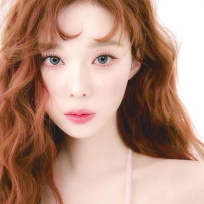 aesoulstice's profile picture. 𝘢 𝘴𝘰𝘶𝘭 𝘣𝘰𝘶𝘯𝘥 𝘪𝘯 𝘧𝘢𝘪𝘳𝘺𝘵𝘢𝘭𝘦𝘴 𓂃 ࣪🩰˖ ִֶָ ೀ