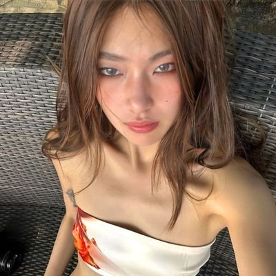 Alinancritz's profile picture. escapism is art