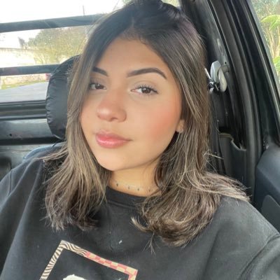 😼
