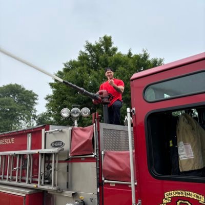 sean_ryan8's profile picture. ✶✶✶✶