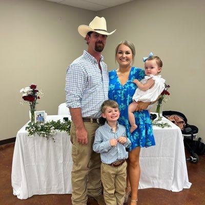 GannVance's profile picture. father, husband, lineman⚡️,cattle farmer, Houston Hilltopper, and an Ole Miss Rebel