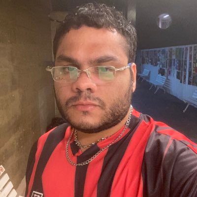 vicasfvck's profile picture. 🔞