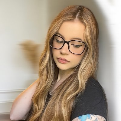 im_leftt's profile picture. 🇫🇷

Sens : 0,4 / 400 DPI