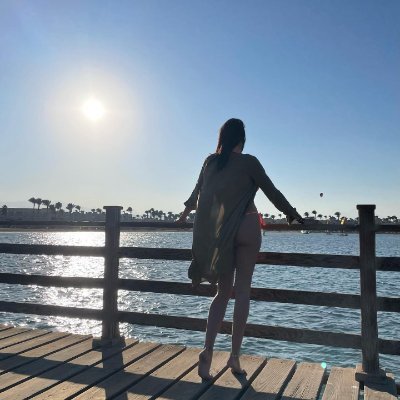 “Flourishing in the 🇺🇸✨ Independent businesswoman looking for a true gentleman to share real connection and meaningful experiences 💫 No porn 🚫 No hookups 🌟