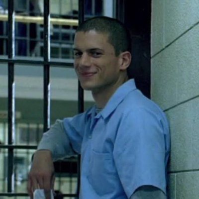 D_Phoenix11's profile picture. 'Aspirations are good only when it is gastric'