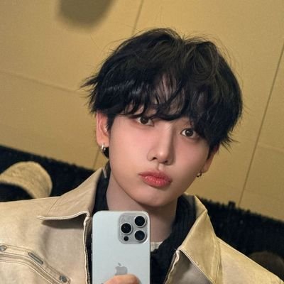 spesies caratdoor tapi juga suka TWS,siapapun boleh ko temenan♡♥︎
~INTJ - 08l - let's be moots~
☆we face it together to fight for our life till 400 years★