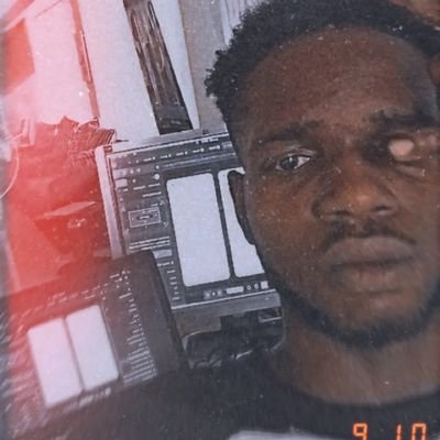 hisdaniel_'s profile picture. software engineer | python | Django | flutter | blockchain Dev | prod. design | etc | open for work 👩‍💻 |