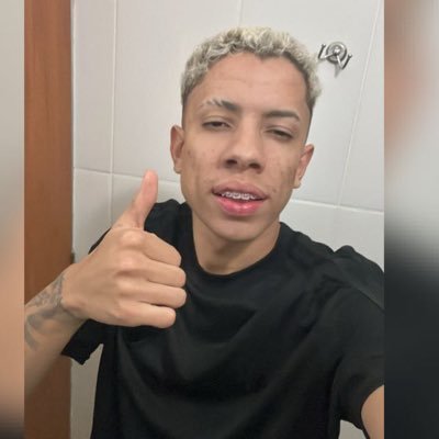 Theus_9x2's profile picture. Se o Hulk tem um fã, eu sou esse fã, Se o Hulk não tem fã, eu não existo. se o mundo é contra o Hulk, eu sou contra o mundo todo!